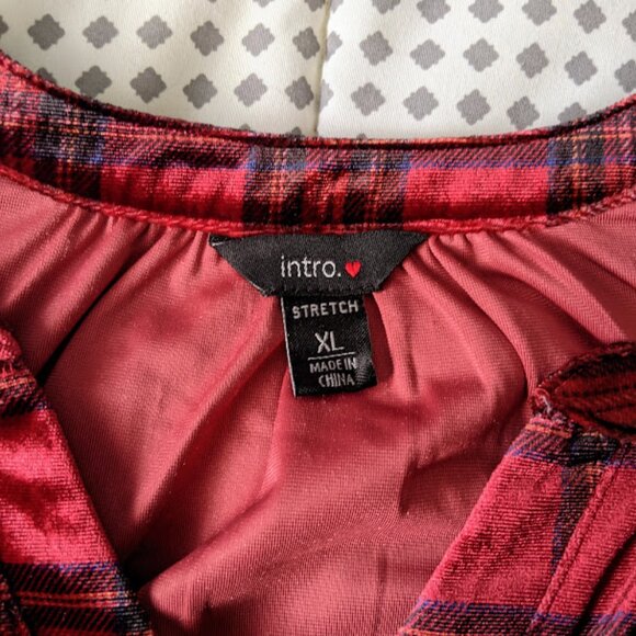 Intro Red Christmas Tartan Plaid Velvet Velour Popover Blouse XL NEW Festive - Picture 3 of 6